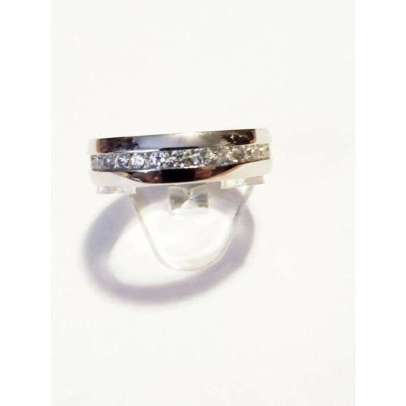New stainless steel CZ ring‎ size 8 - Picture 5 of 5